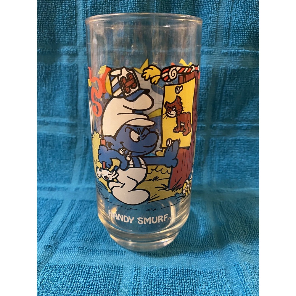 Vintage 1983 Smurf HANDY SMURF Tumbler Drinking Glass Wallace Berrie & Co.